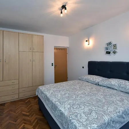 Family Sara Apartmán