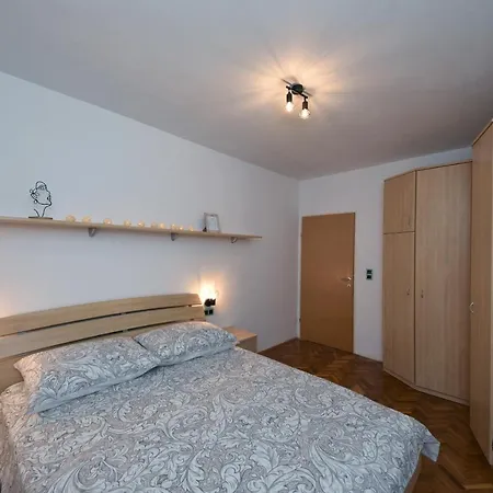 Family Sara * ザダル